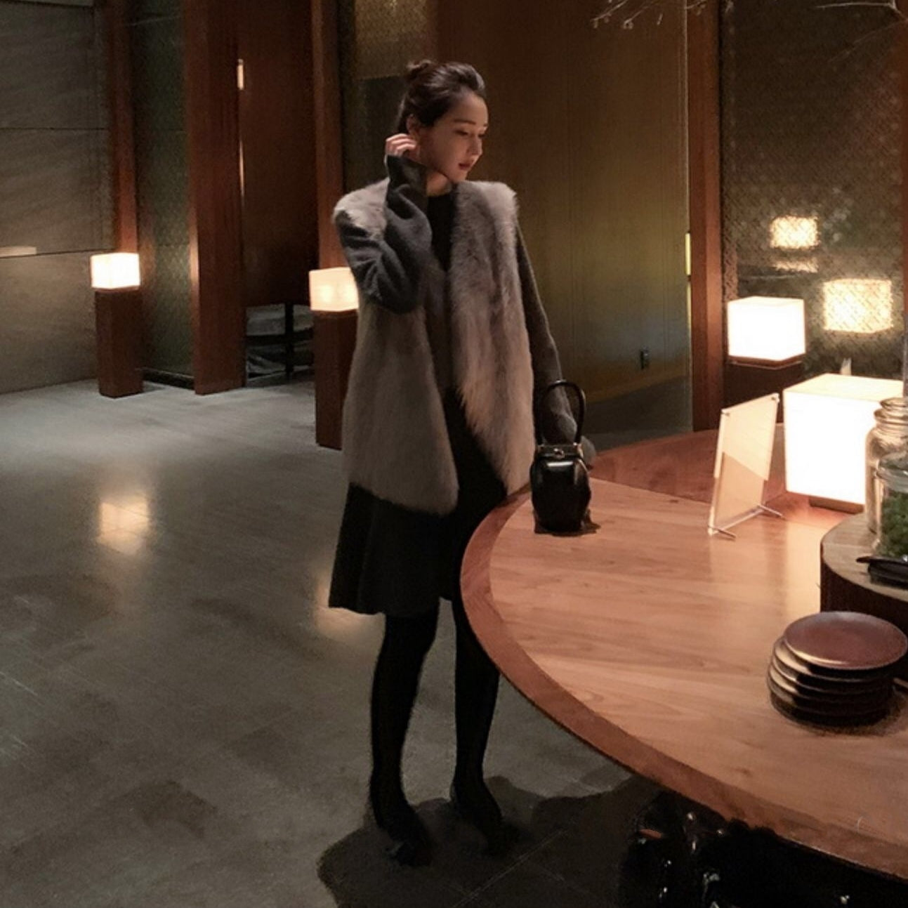 ニット ワンピース 2色 フリル 長袖 韓国 カジュアル